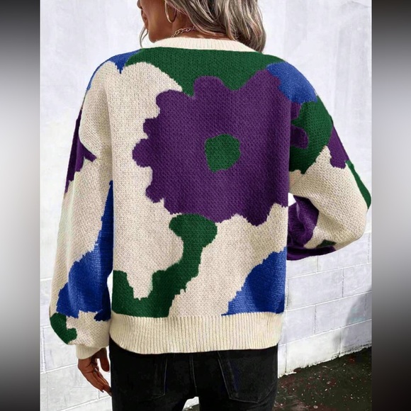 Cozy Floral Print Oversized Sweater Top - Picture 5 of 5